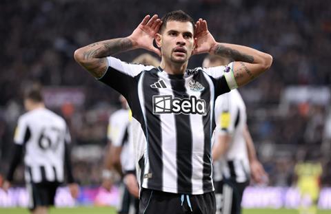 Arsenal quyết phá két vì thủ quân của Newcastle